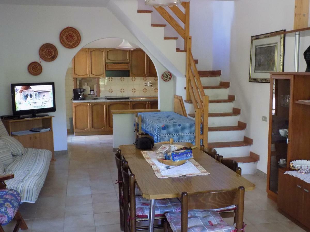 Casa Vacanze Gardenia Solanas  Exteriér fotografie